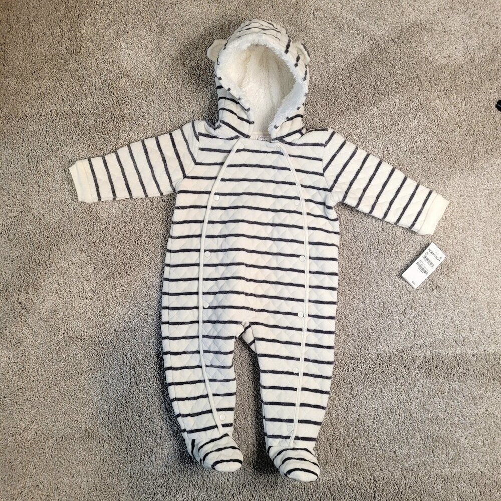 BRAND NEW! Nordstrom Brand Baby Bunting- Size 6-9 Months
